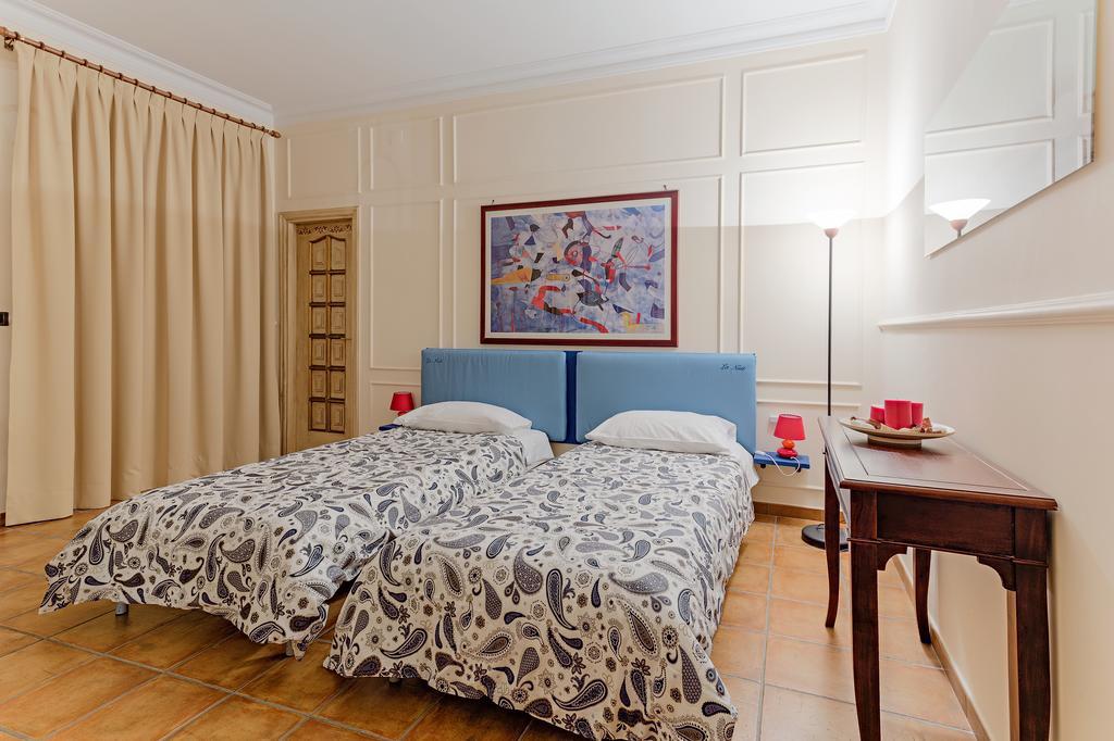 La Nuit Bed & Breakfast บารี ห้อง รูปภาพ