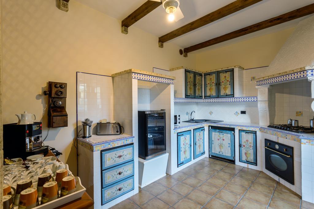 La Nuit Bed & Breakfast บารี ภายนอก รูปภาพ